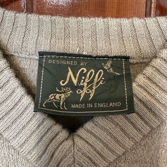 Vintage Niffi V-neck Pure New Wool Suede Patch Made in England Pullover Sweater - Picture 4 of 10